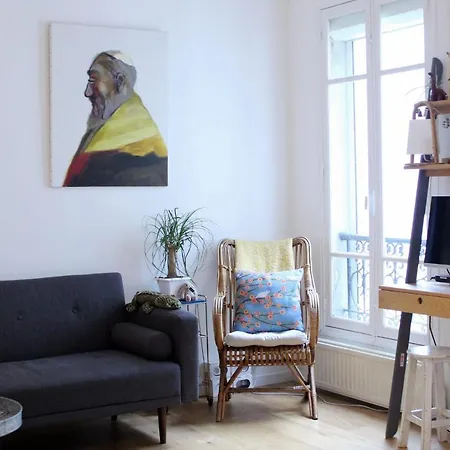 Hostnfly - Charming Bright Studio Near Montmartre Paris
